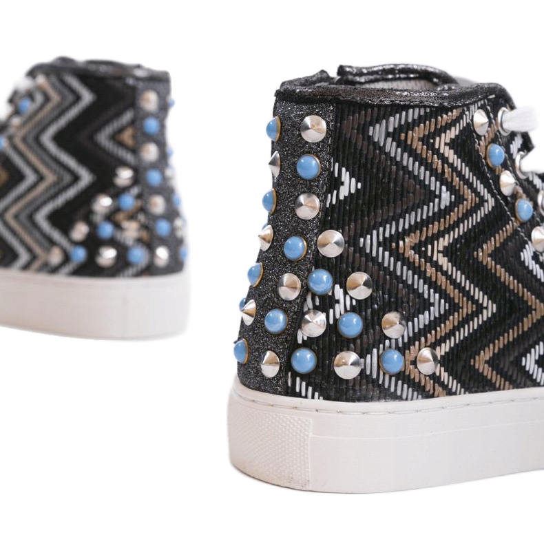 Černé vysoké tenisky bohatě zdobené D17-27027 černá vícebarevný 2