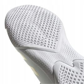 Kopačky Adidas Predator 20.3 In Jr FW9218 šedá / stříbrná, bílá, zlatá bílý 1