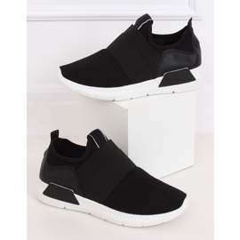 Černá sportovní obuv 7786-Y Černá 1