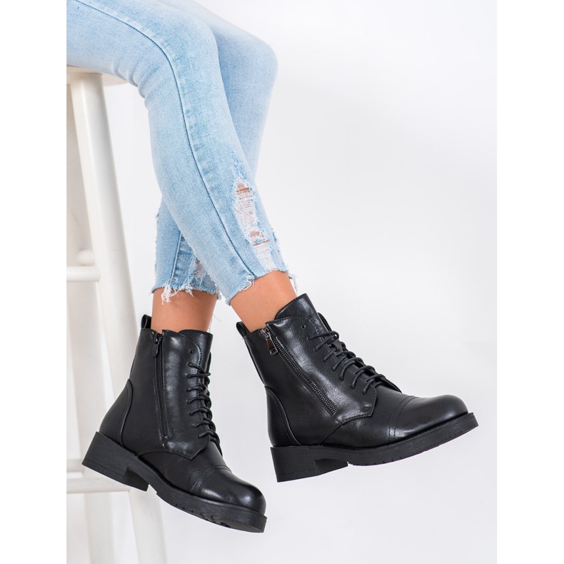 J. Star Teplí dělníci černý 1