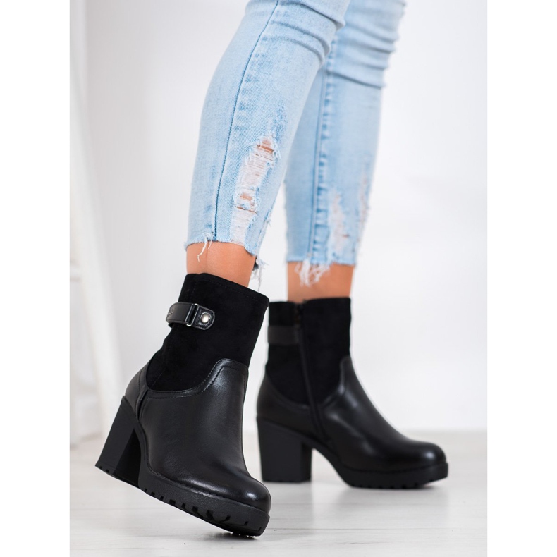 J. Star Teplé boty na sloupku černá 1