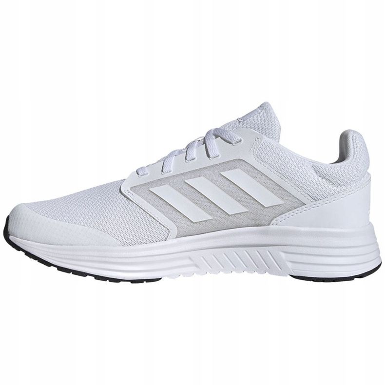 Běžecké boty Adidas Galaxy 5 M FW5716 bílý 2
