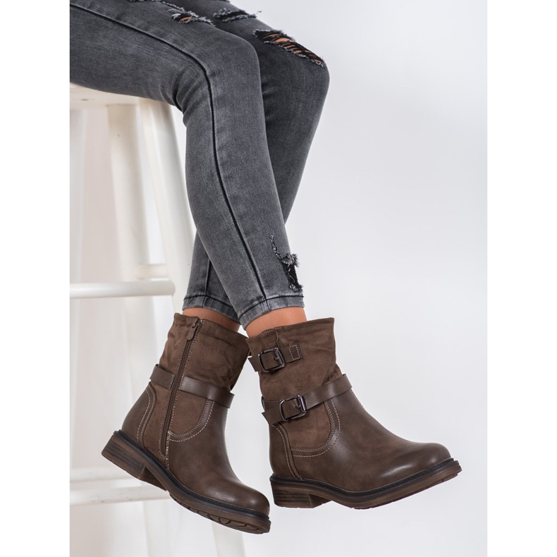 J. Star Klasičtí dělníci hnědý 1