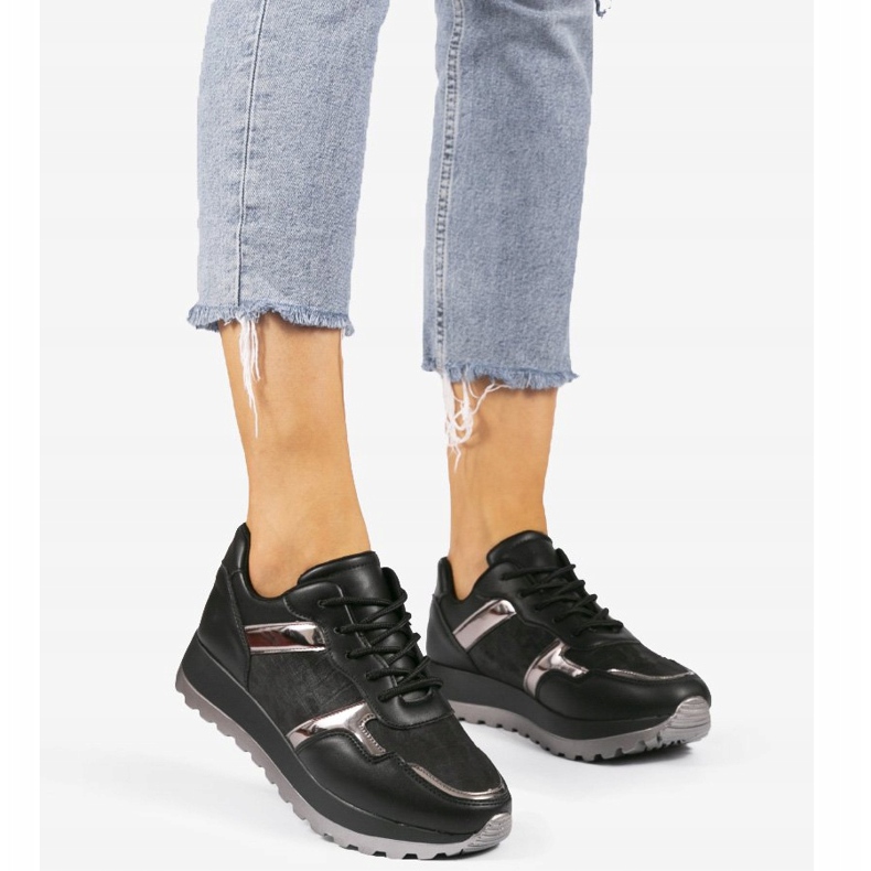 Černé sportovní tenisky z ekokůže 2019-447 černá 2