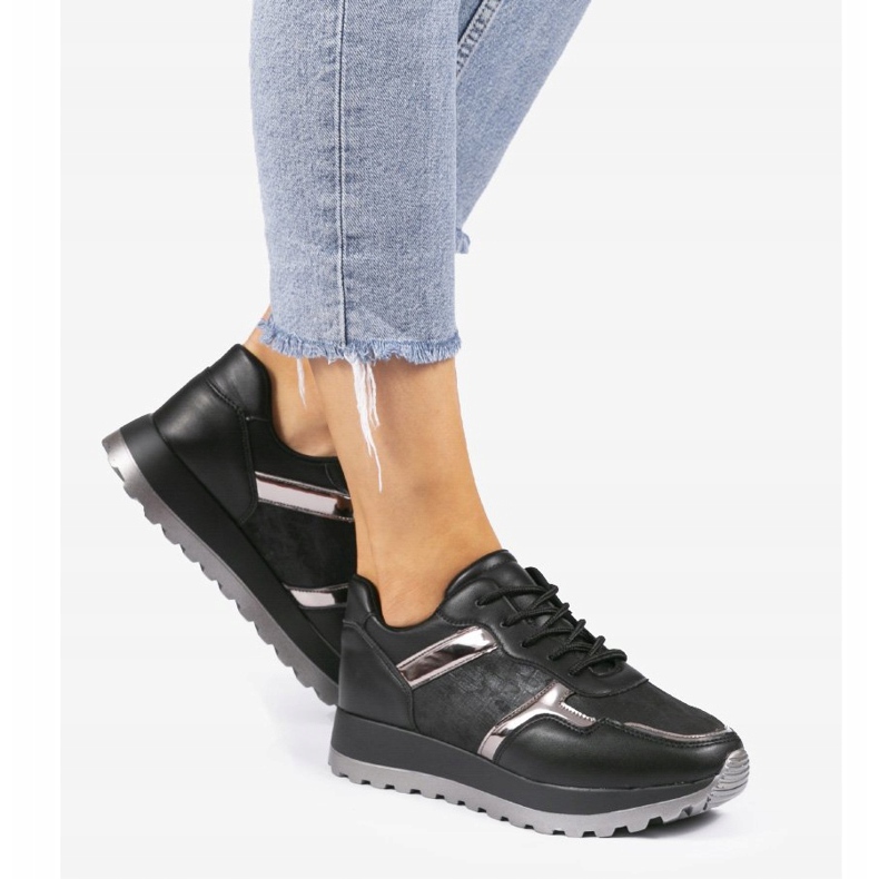 Černé sportovní tenisky z ekokůže 2019-447 černá 1 Černé sportovní tenisky z ekokůže 2019-447 černá 1