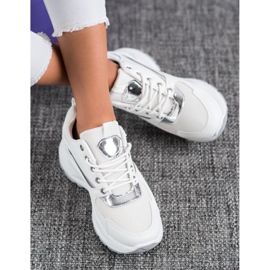 Ideal Shoes Stylové sportovní tenisky bílý 1 Ideal Shoes Stylové sportovní tenisky bílý 1