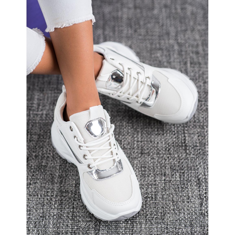 Ideal Shoes Stylové sportovní tenisky bílý 1 Ideal Shoes Stylové sportovní tenisky bílý 1