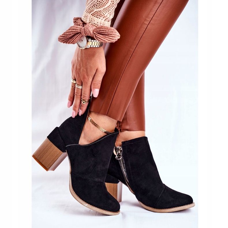 MSMG Dámské kozačky na podpatku černé střihu Meliori černá 2 MSMG Dámské kozačky na podpatku černé střihu Meliori černá 2