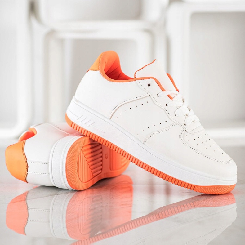 SHELOVET Tenisky Na Platformě bílý 1