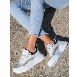 SHELOVET Stylové tenisky s tkaničkou bílý 1 SHELOVET Stylové tenisky s tkaničkou bílý 1