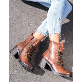 Pracovníci na příspěvku VINCEZA hnědý 1