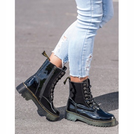 Kožedělníci VINCEZA černý 1