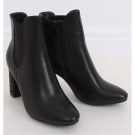 Černé kozačky na vysokém podpatku K-9990 Black černý 1