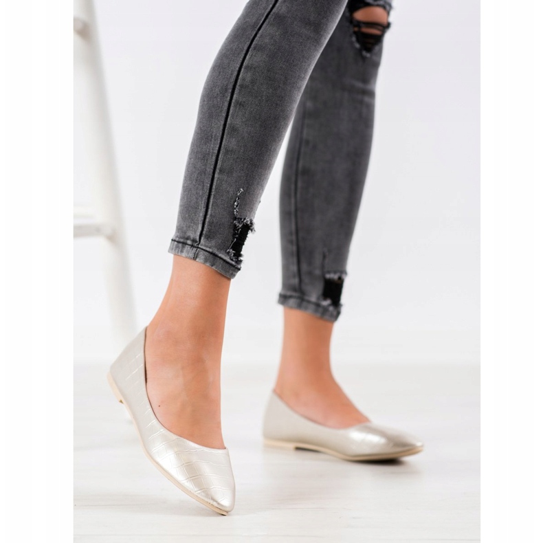 Weide Baletka ve špice béžový 1