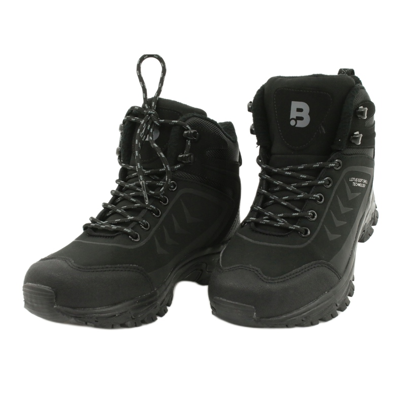 McBraun Vysoce sportovní softshellový trekkingový černý 9TR37-1405 černá 2