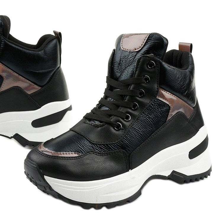 Černé, módní tenisky Daera z eko kůže černá 1