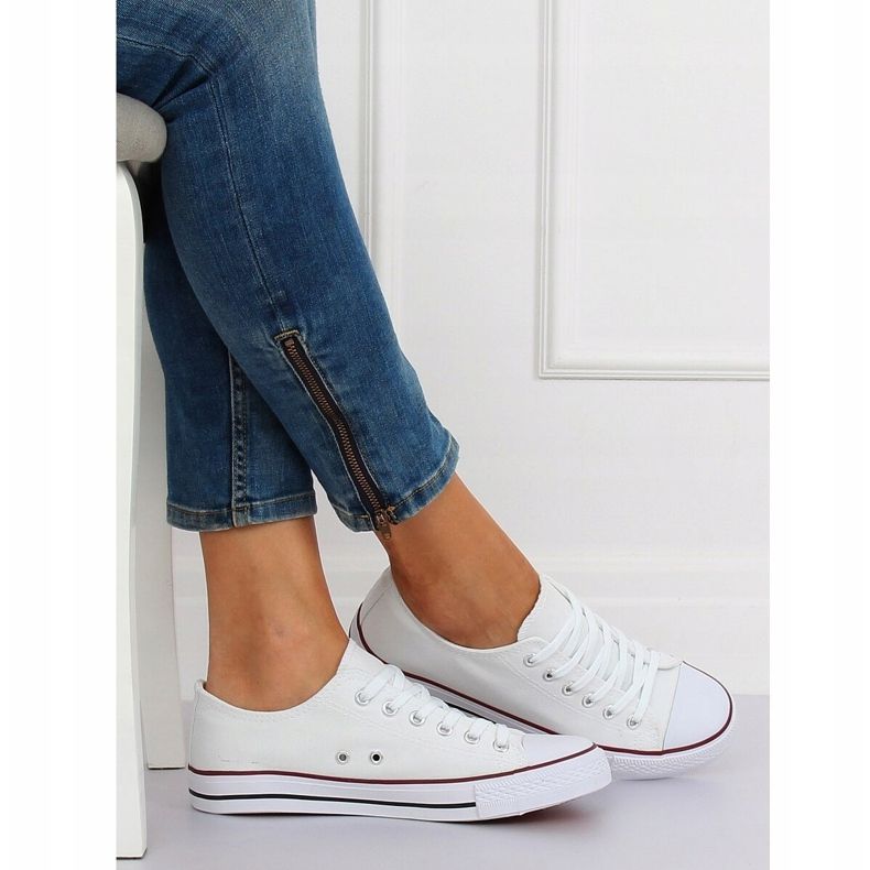 Bílé klasické dámské tenisky JD05P BÍLÁ / ČERVENÁ bílý 2