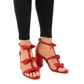 Červené sandály na sloupku 0354-8 1