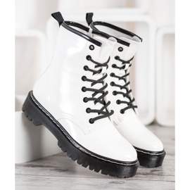 Vinceza Bílí dělníci bílý 2