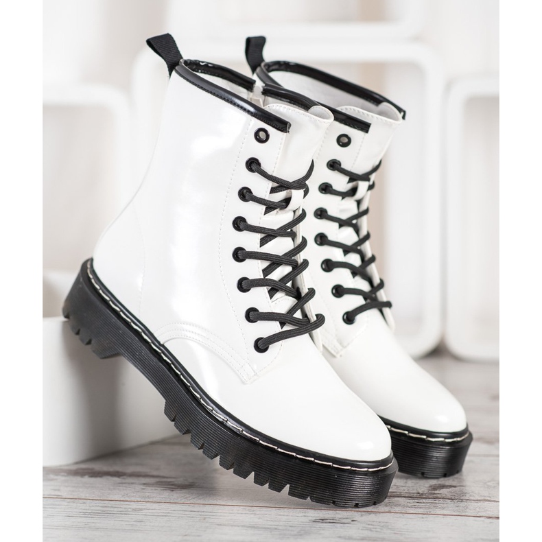 Vinceza Bílí dělníci bílý 2