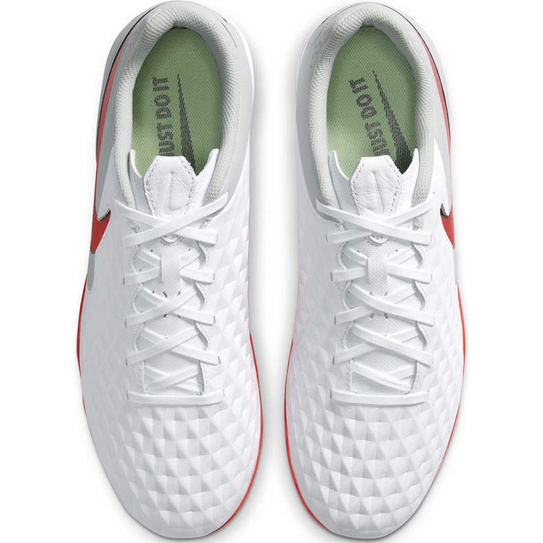 Kopačky Nike Tiempo Legend 8 Academy Tf AT6100 163 bílý bílý 1