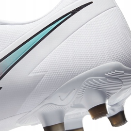 Kopačky Nike Mercurial Vapor 13 Academy FG / MG AT5269 163 bílý bílý 7