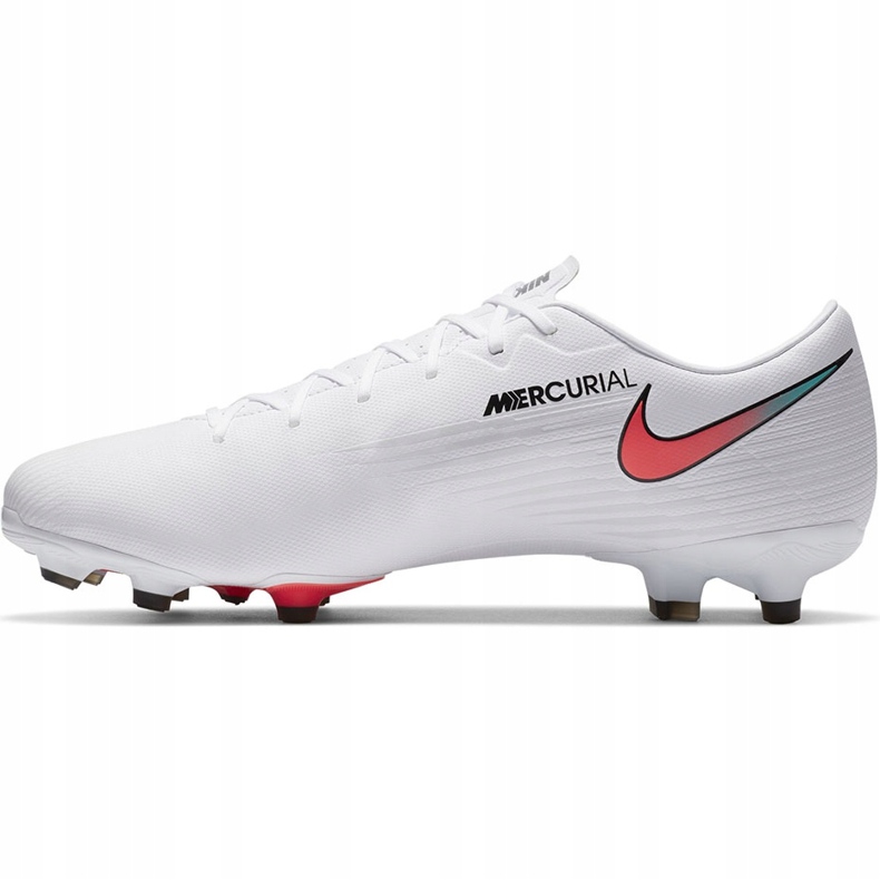 Kopačky Nike Mercurial Vapor 13 Academy FG / MG AT5269 163 bílý bílý 1