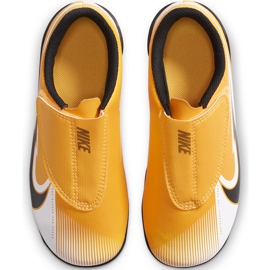 Kopačky Nike Mercurial Vapor 13 Club Mg PS (V) Junior AT8162 801 pomerančový žluť 1