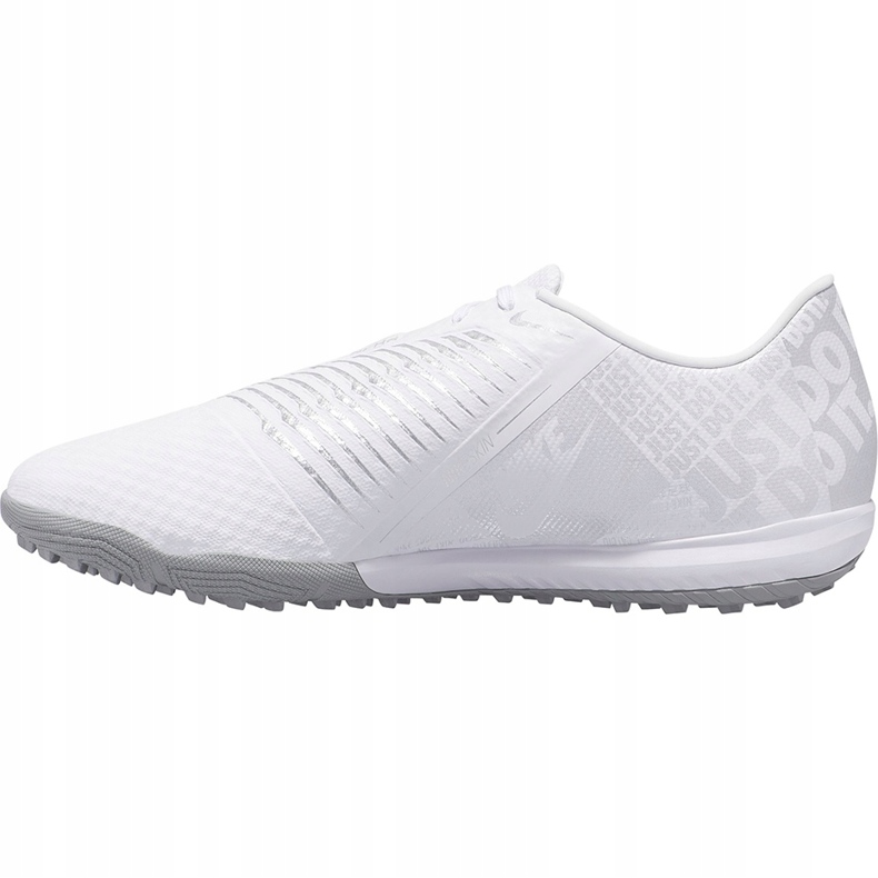 Kopačky Nike Phantom Venom Academy Tf AO0571 100 bílý bílý 1