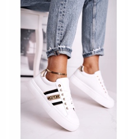 FB1 Dámské sportovní boty White Rylee bílý 1