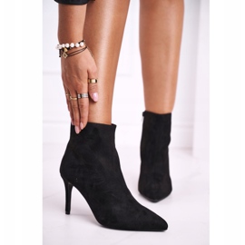 FB1 Dámské kozačky na vysokém podpatku semišové černé Beneco černá 1
