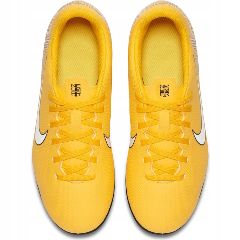 Kopačky Nike Mercurial Vapor 12 Club Neymar Gs Mg Jr AO9472 710 vícebarevný žlutá 1