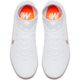 Kopačky Nike Mercurial Superfly 6 Academy Mg Jr AH7337 107 vícebarevný bílý 1