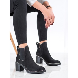 Bella Star Zdobené boty Chelsea černá 2