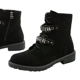 Černé kozačky s ozdobnými pruhy Ginoraya černá 1