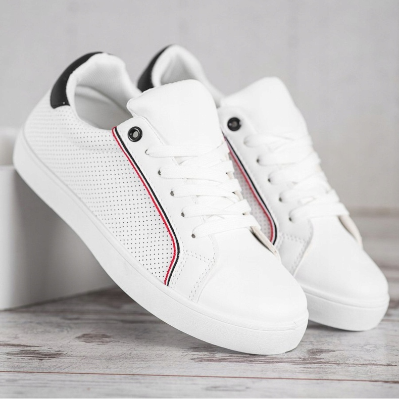 SHELOVET Pohodlná sportovní obuv bílý 2