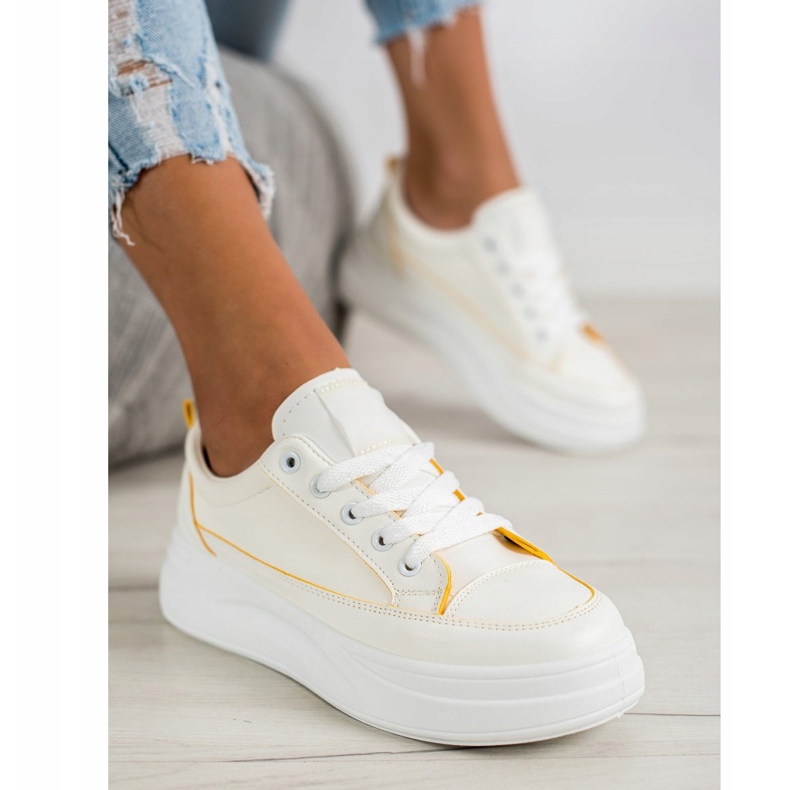 SHELOVET Sportovní Boty Na Platformě bílý 1