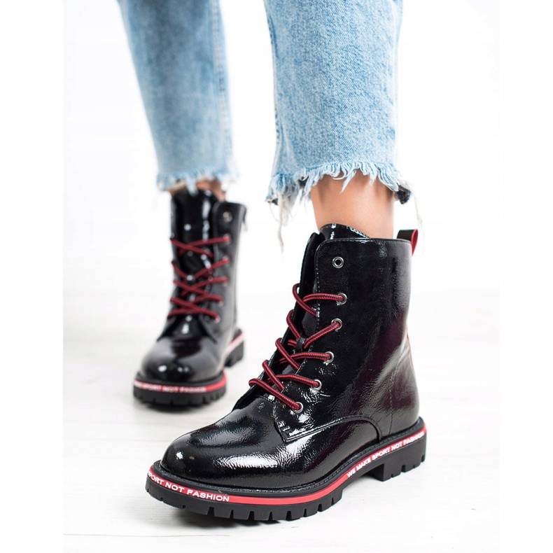 Goodin Lakovaní lovci černý červený 1