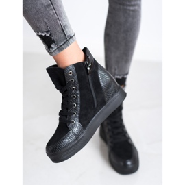 Bestelle Pohodlné klínové boty černý 1