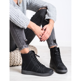 SHELOVET Black Workers On Paltform černá 1