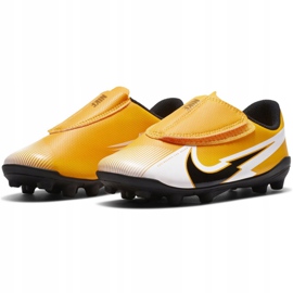 Kopačky Nike Mercurial Vapor 13 Club Mg PS (V) Jr AT8162 801 žluť žluť 1
