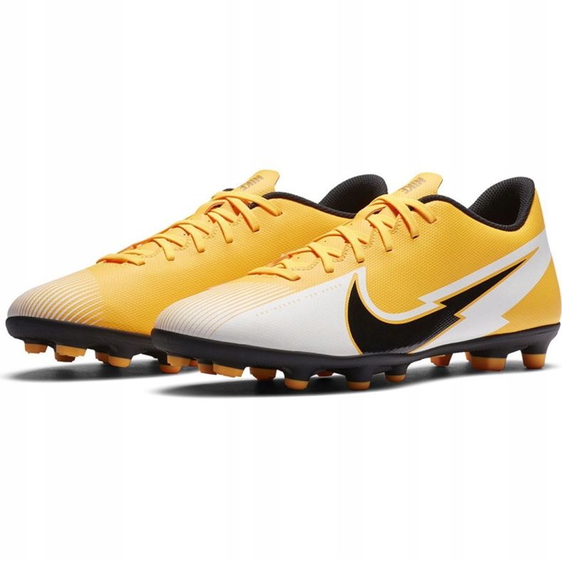Kopačky Nike Mercurial Vapor 13 Club FG / MG M AT7968 801 žluť žluť 1
