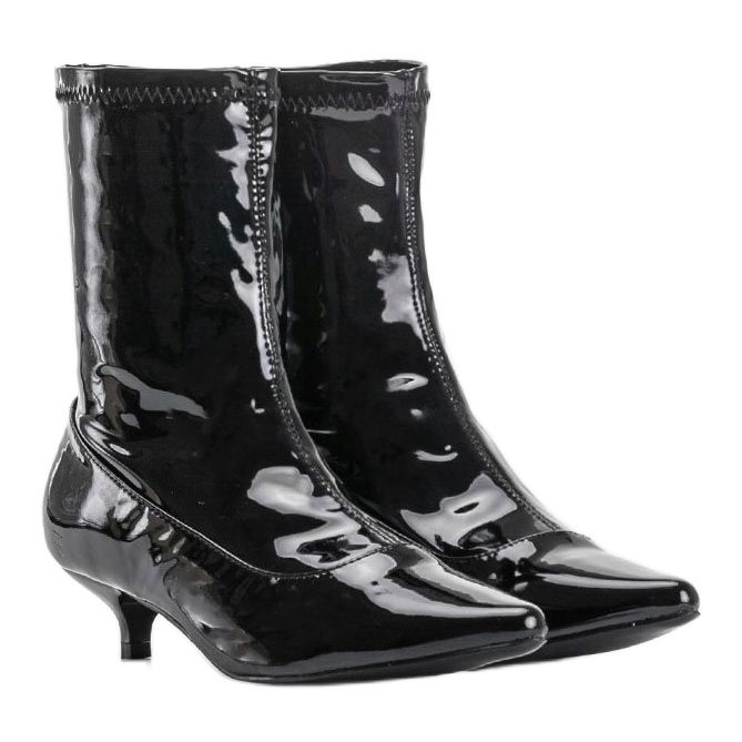 Černě lakované podpatky s ponožkou Ragemour černá 2 Černě lakované podpatky s ponožkou Ragemour černá 2