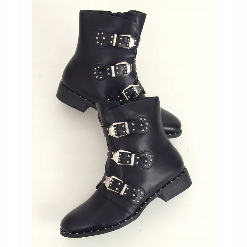Černé kozačky s cvočky černé HX502 Black černý 1