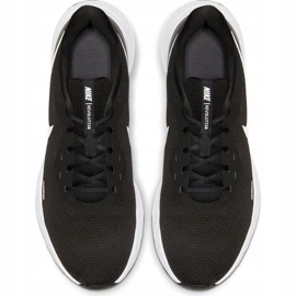 Pánské běžecké boty Nike Revolution 5 černé BQ3204 002 černý 1