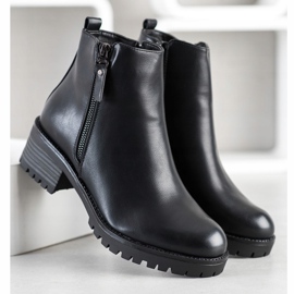 Ideal Shoes Pohodlné černé boty černá 2