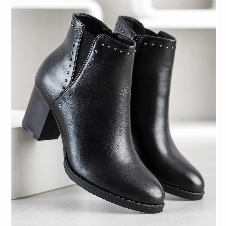 J. Star Klasické kozačky s ozdobami černá 1