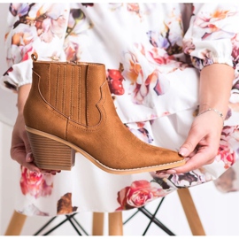 SHELOVET Cowgirls In Spitz hnědý 1