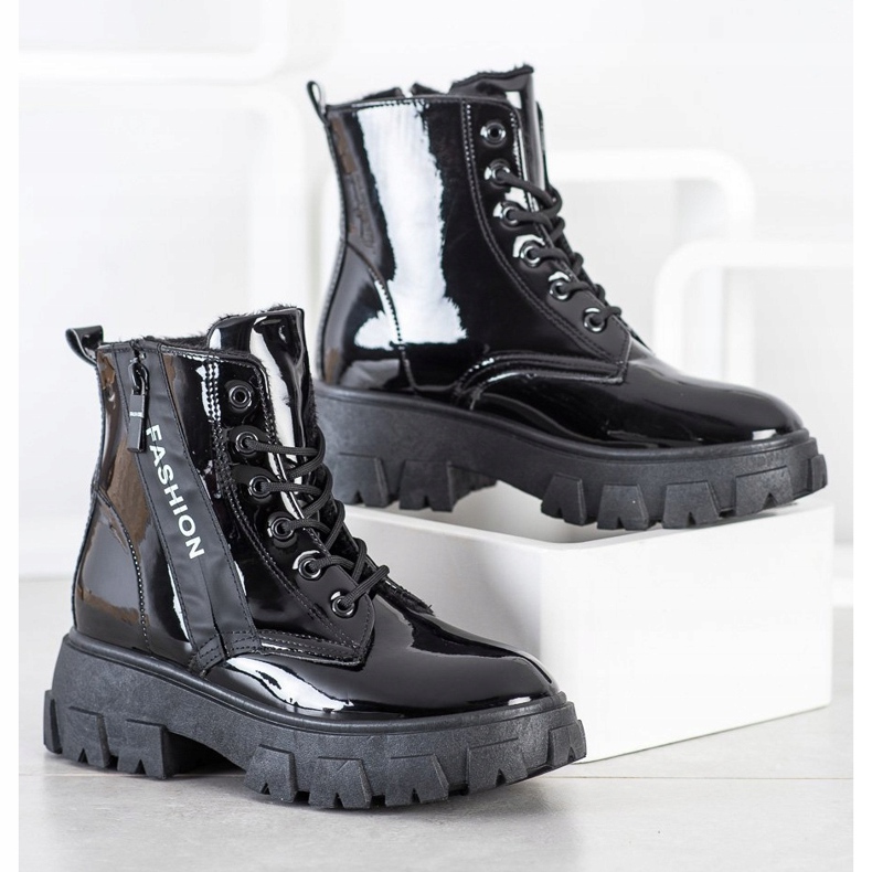 SHELOVET Izolovaní módní pracovníci černá 1