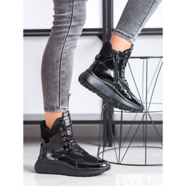 SHELOVET Sportovní boty s izolací černá 1